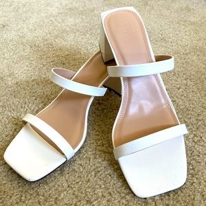 Forever 21 Size 10 white heels